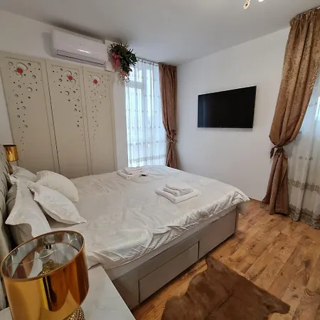 Cristinco Panoramic 아파트 *